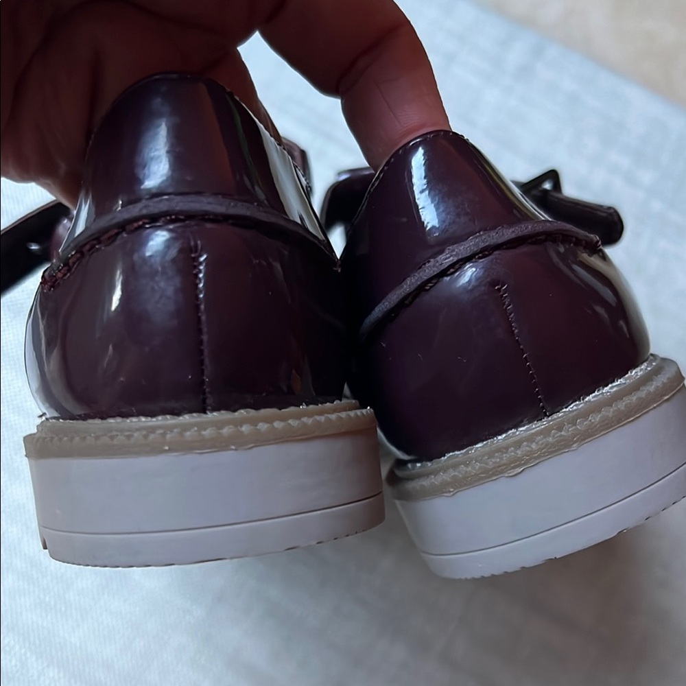 Clarks Burgundy T-Strap Mary-Jane flats - Picture 5 of 13